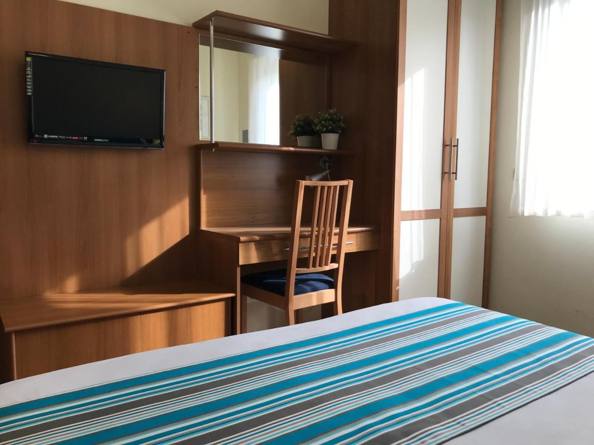 Golf Hotel Риччоне Экстерьер фото