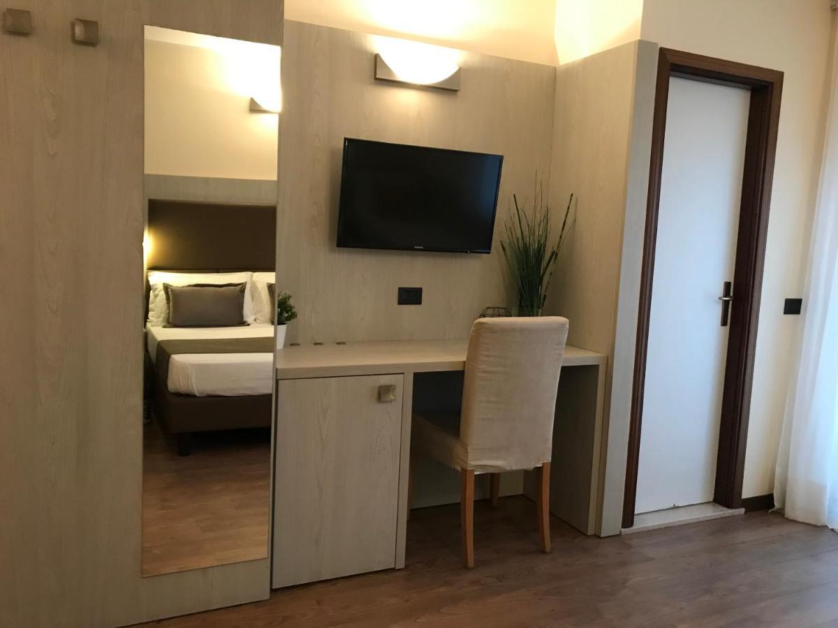 Golf Hotel Риччоне Экстерьер фото