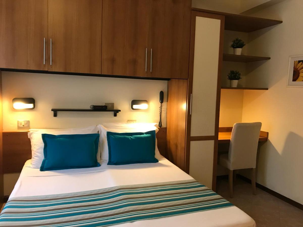 Golf Hotel Риччоне Экстерьер фото