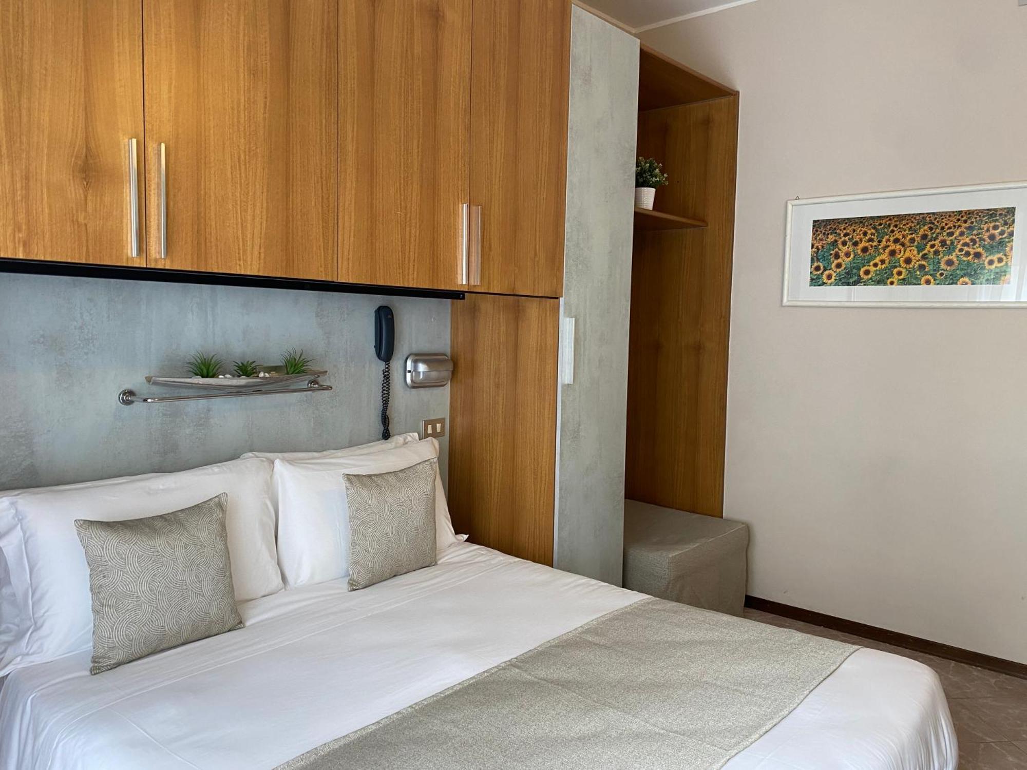 Golf Hotel Риччоне Экстерьер фото